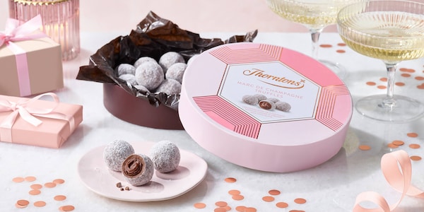 https://www.thorntons.com/medias/sys_master/images/hed/hb5/11125342666782/2024-champagne-truffles-box-ayr-bill-large-2x (1)/2024-champagne-truffles-box-ayr-bill-large-2x-1-.jpg?resize=xs-s-s